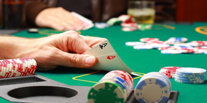 Thủ thuật Bluff trong Poker